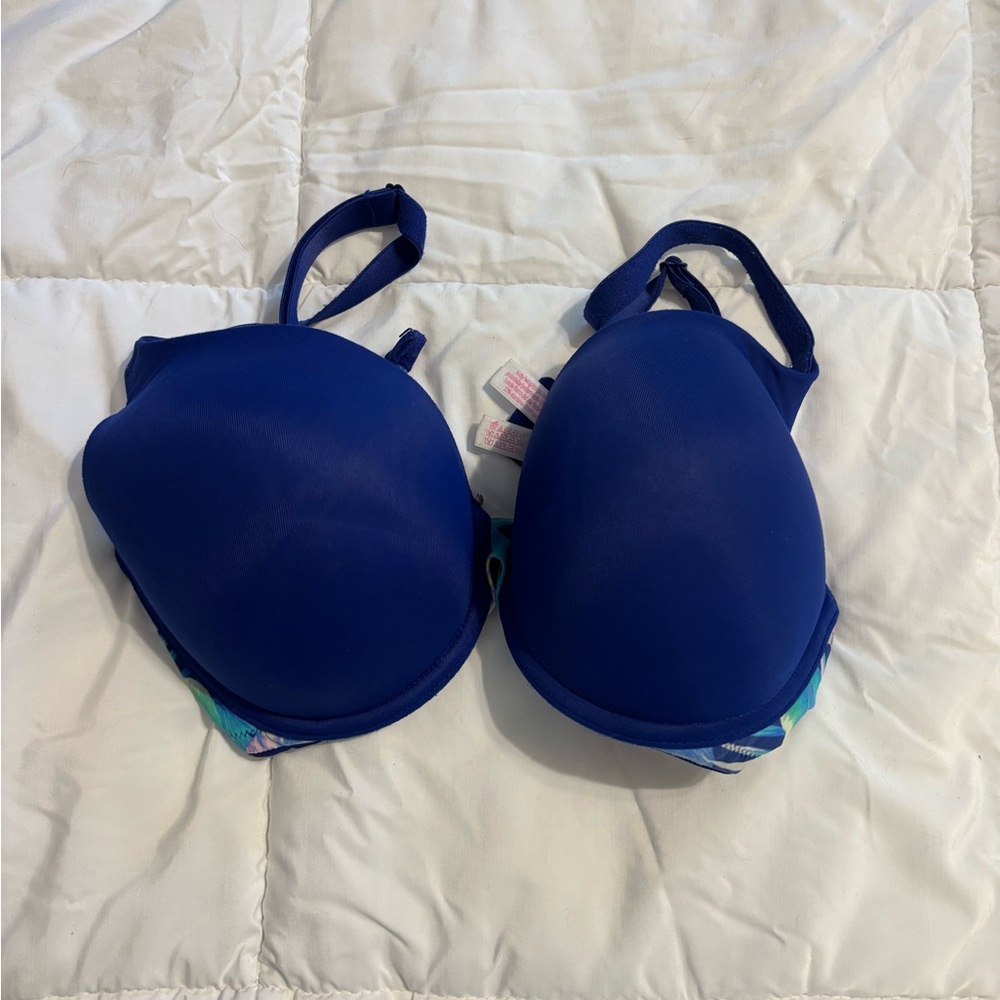 PINK Victoria's Secret Blue and Pink Bra